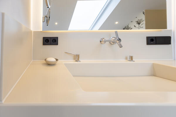 Bad 6, Impression 13